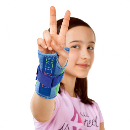 Шина для запястья со стабилизирующей вставкой детская medi Manumed D kidz