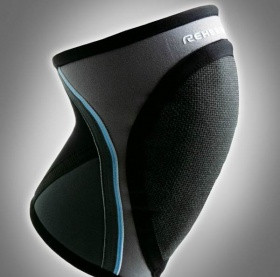 Наколенник гандбольный с защитной подушкой женский Rehband 7753w