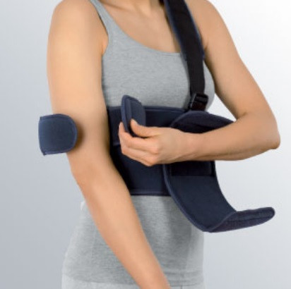 Локтевой корсет (бандаж) medi Arm fix, R050