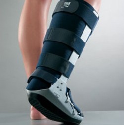 Ортез на голеностопный сустав и стопу реабилитационный medi WALKER Boot